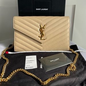 SAINT LAURENT
Monogramme Large Grain de Poudre Wallet on Chain